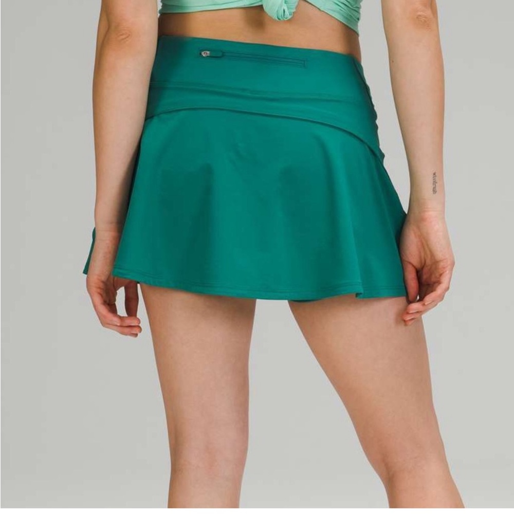 Lululemon play off pleats skirt new